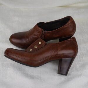 CLARKS ARTISAN BROWN LEATHER SHOES HEEL 9.5